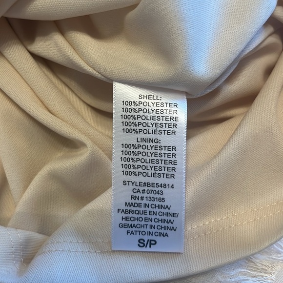 Altar’d State Mini Dress V-Neck, Ruffled cap sleeves 3D effect Women’s Size S - Picture 8 of 9